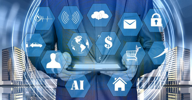 Hombre, ciudad, tableta, iconos digitales