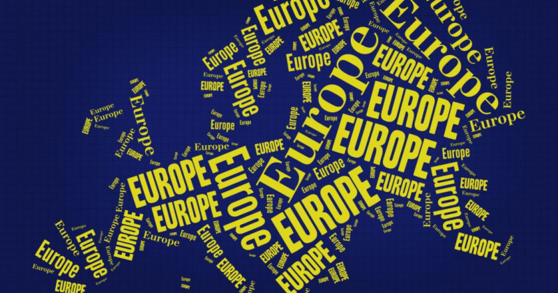 Mapa de Europa con Europa escrita en él
