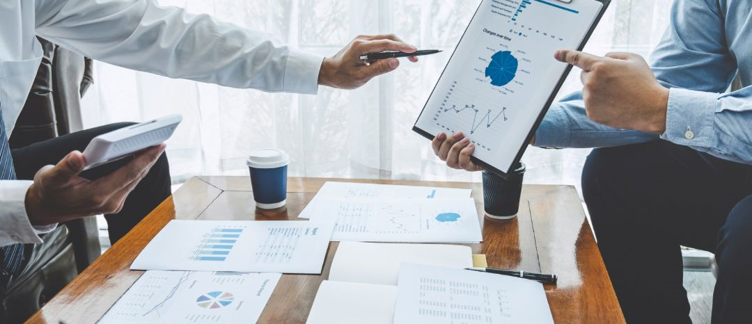 ¿Qué son los derivados financieros? Futuros, forwards, opciones y swaps